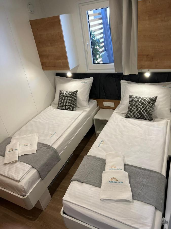Mobile Home La Vida Biograd Na Moru Exteriér fotografie
