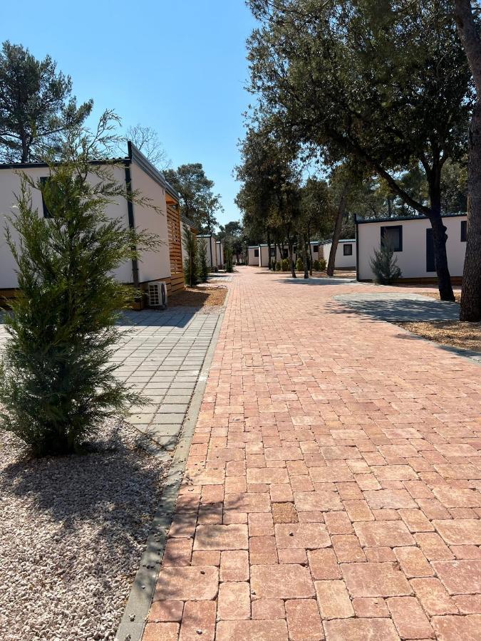 Mobile Home La Vida Biograd Na Moru Exteriér fotografie