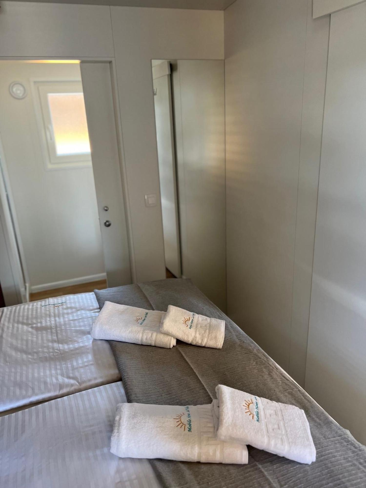 Mobile Home La Vida Biograd Na Moru Exteriér fotografie