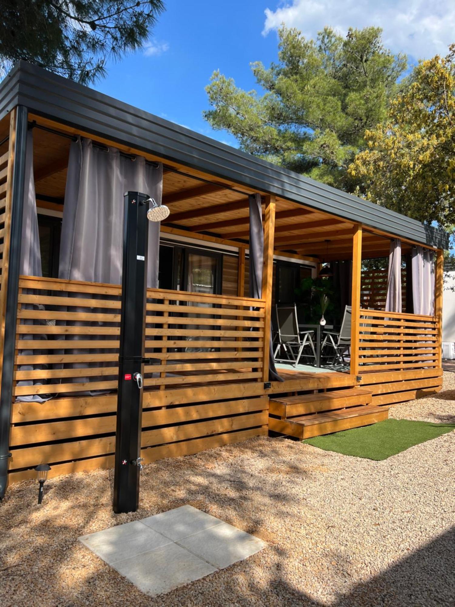 Mobile Home La Vida Biograd Na Moru Exteriér fotografie